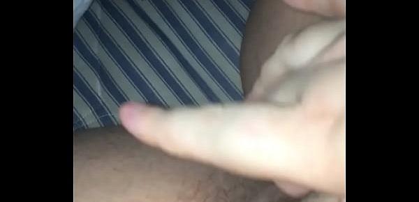  Quick fingering in bed